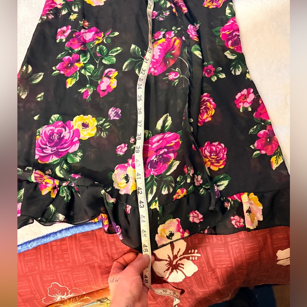 Midnight Velvet Black Floral Chemise - Picture 3 of 4